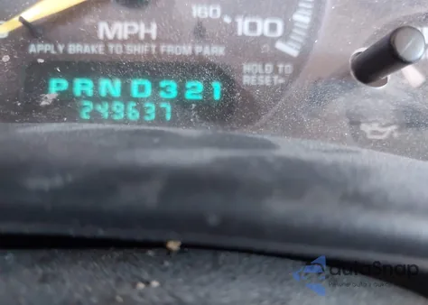 2001 Chevrolet Silverado 1500 Lt from USA, damaged, VIN 2GCEK19TX11120011